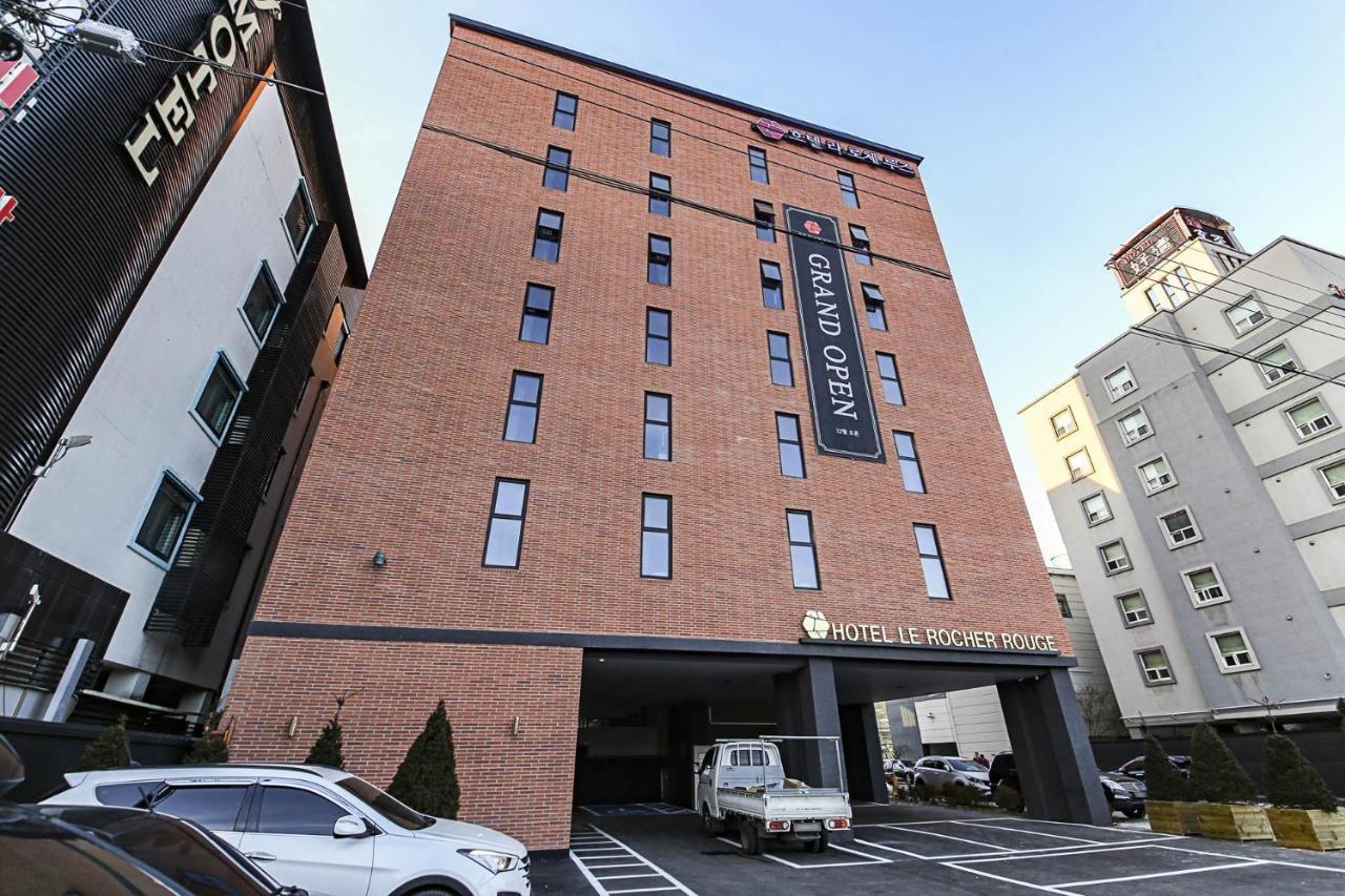Lerocherrouge Hotel Chuncheon Exteriör bild